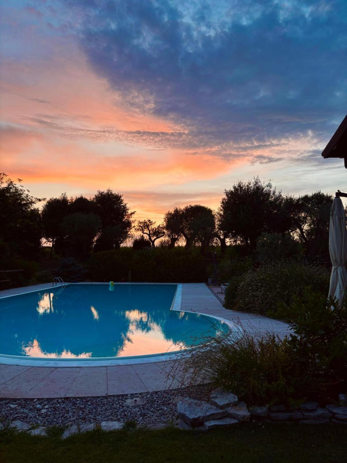 Agriturismo" Il Glicine Bianco" Monzambano Εξωτερικό φωτογραφία