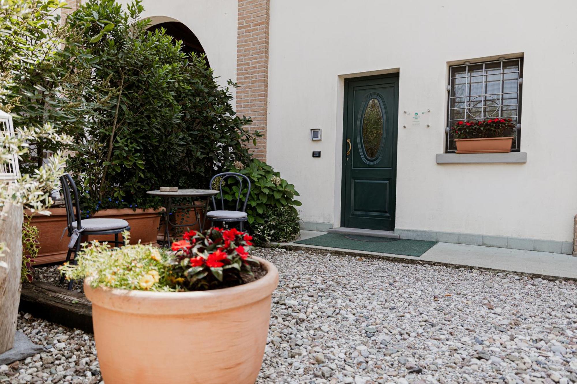 Agriturismo" Il Glicine Bianco" Monzambano Εξωτερικό φωτογραφία