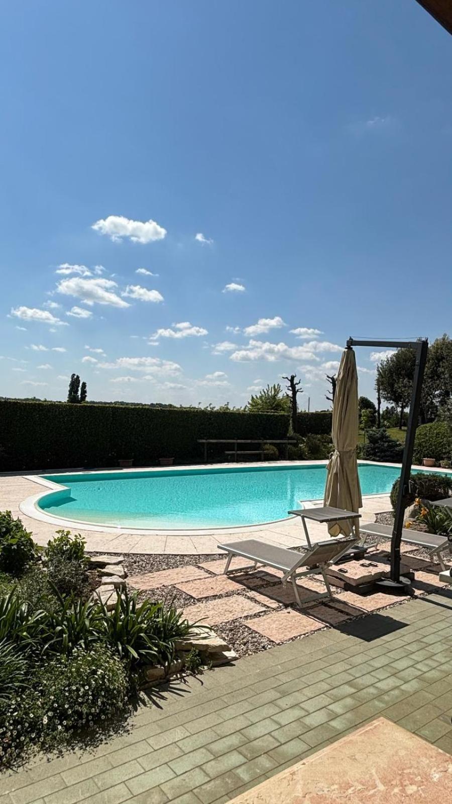 Agriturismo" Il Glicine Bianco" Monzambano Εξωτερικό φωτογραφία