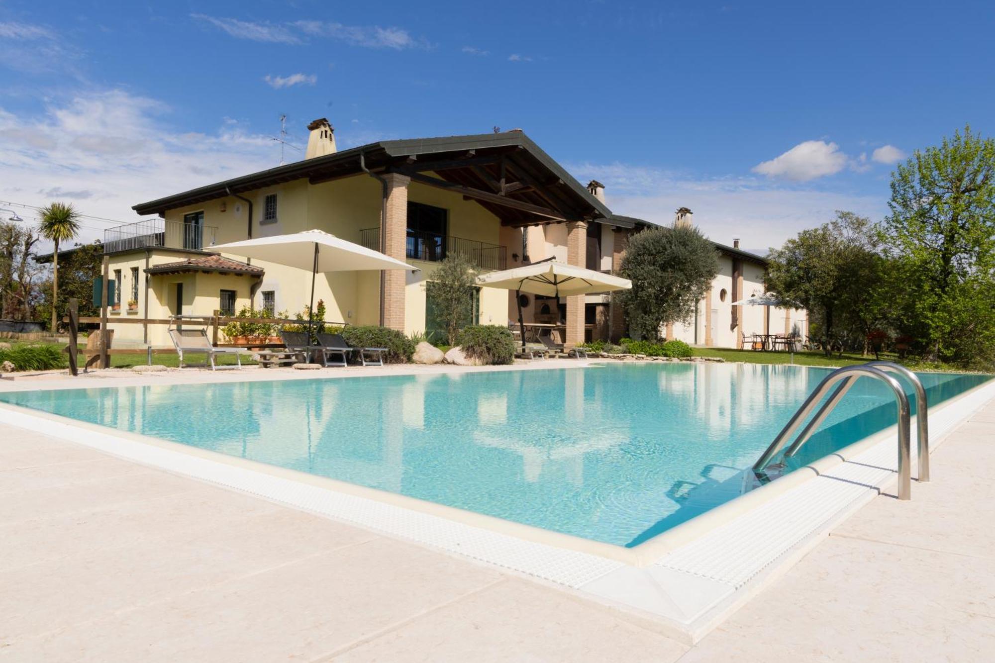 Agriturismo" Il Glicine Bianco" Monzambano Εξωτερικό φωτογραφία